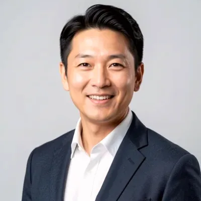 李华